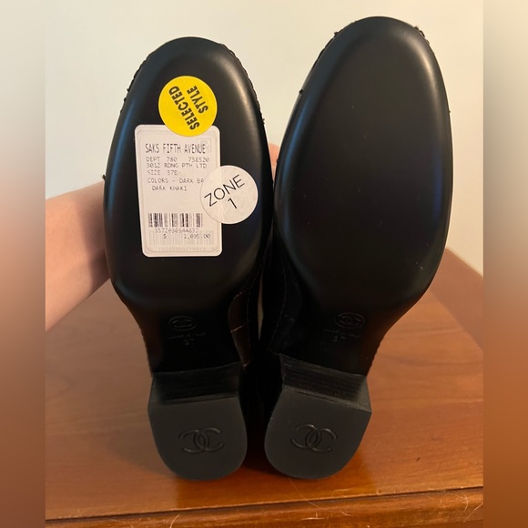 CHANEL Never Worn Dark Brown Khaki Quilted Riding Boots EU 37 US 7 - Picture 8 of 9